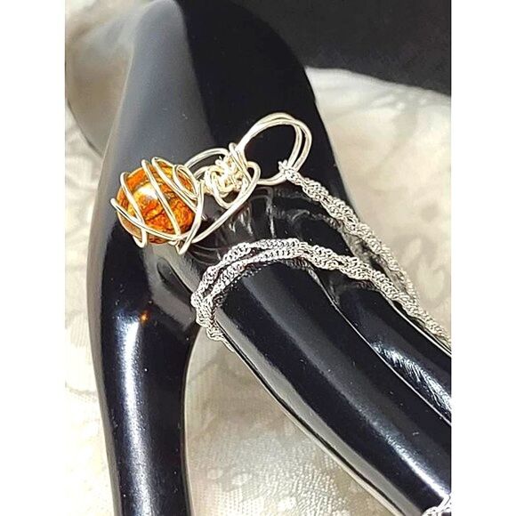 JASPER STONE WIRE WRAPPED PENDANT ON SILVER PLATED CHAIN - Picture 3 of 10